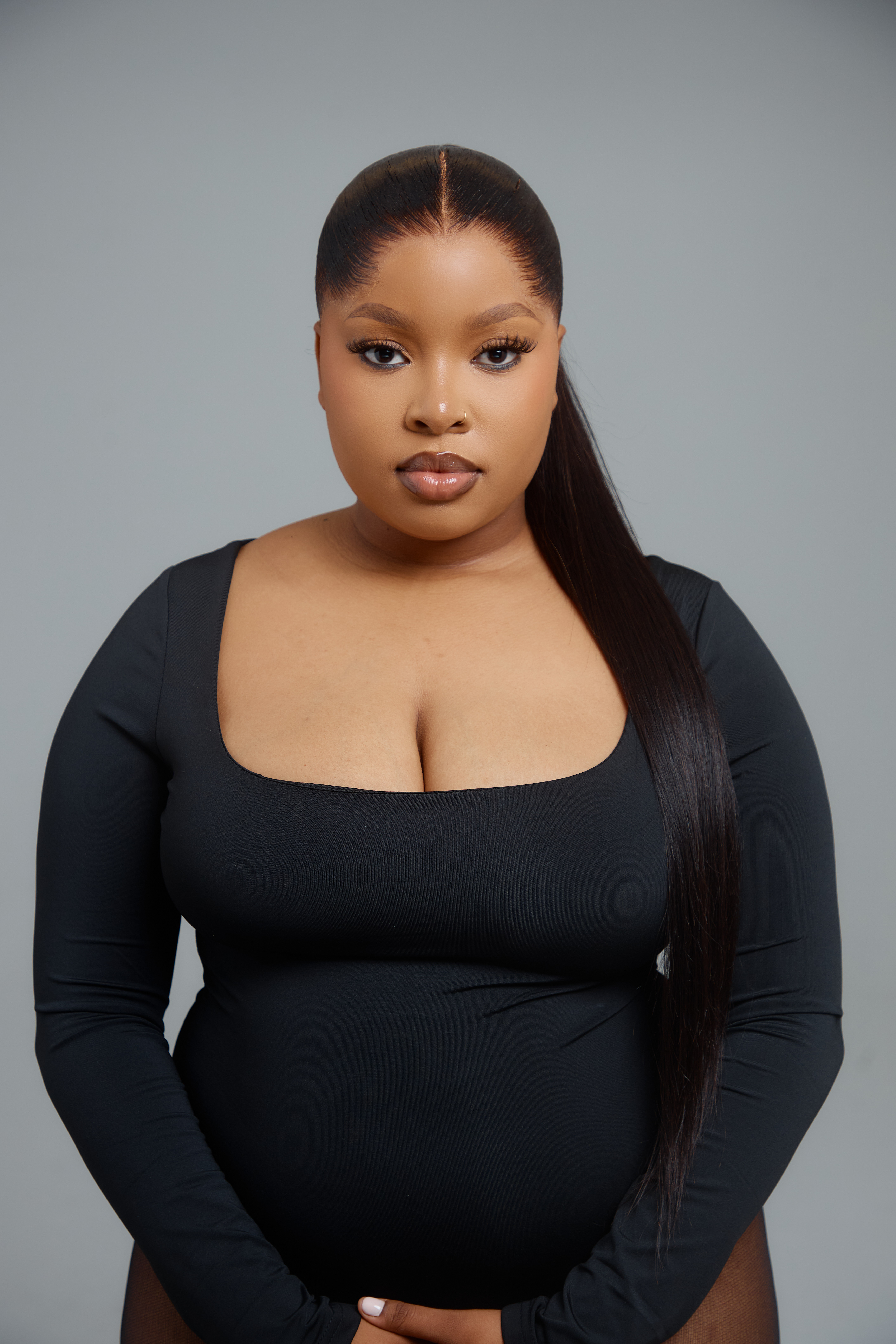 Angela Glueless Frontal